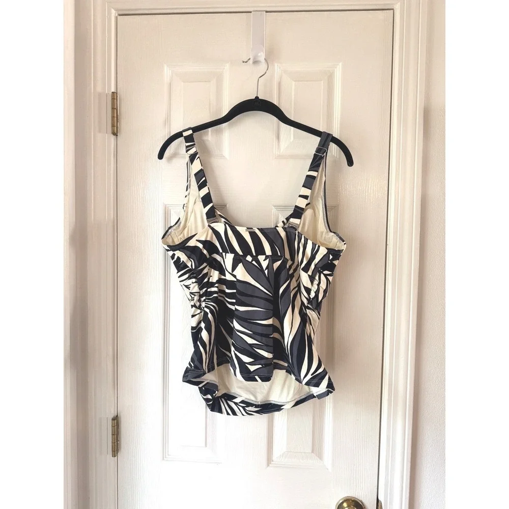 Anne Cole 32C/34B Tropical Leaf Print One Piece Swimsuit‎ Tummy Control Top